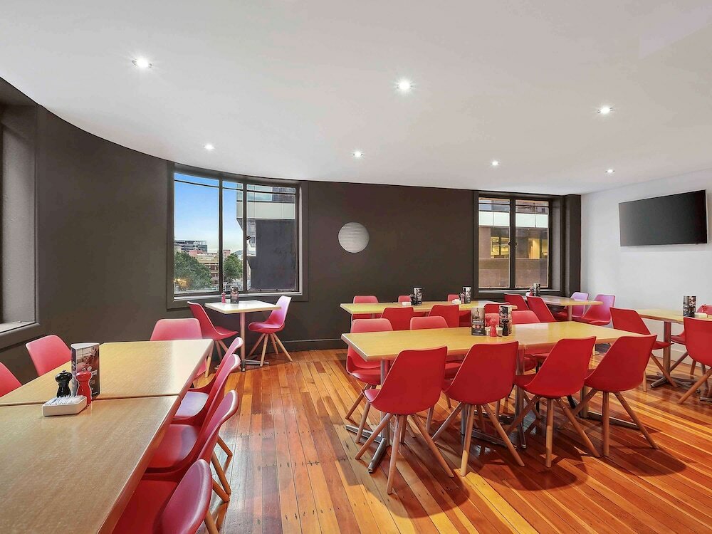 Фото Ibis Sydney World Square