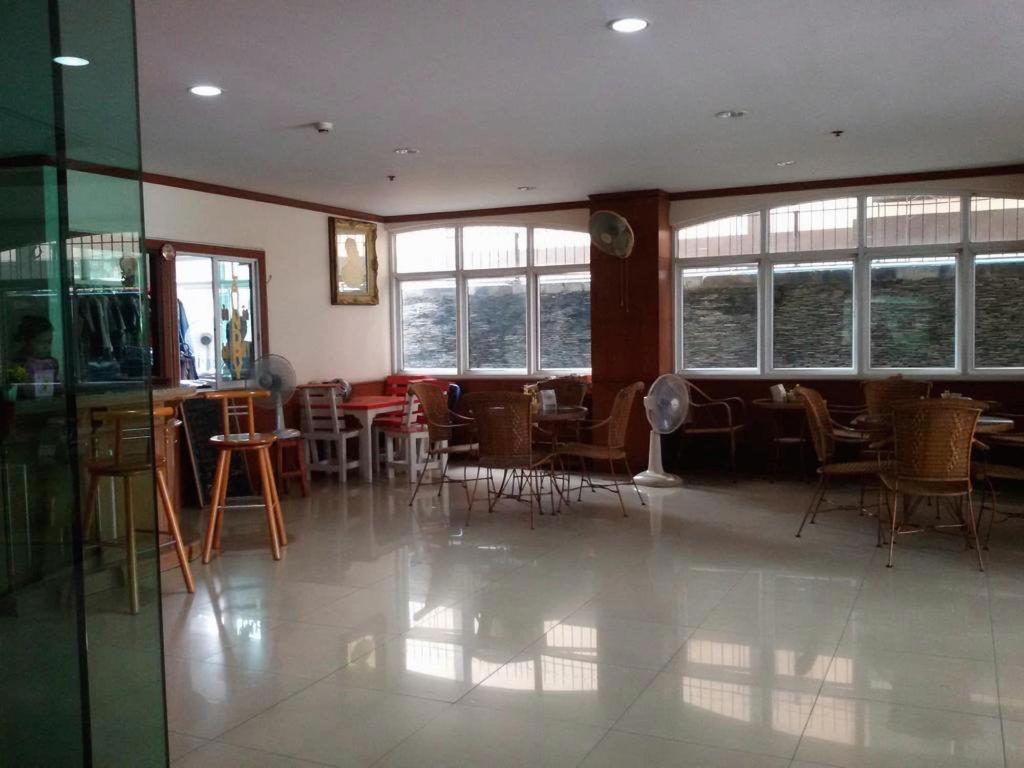 Фото Rattakit Mansion