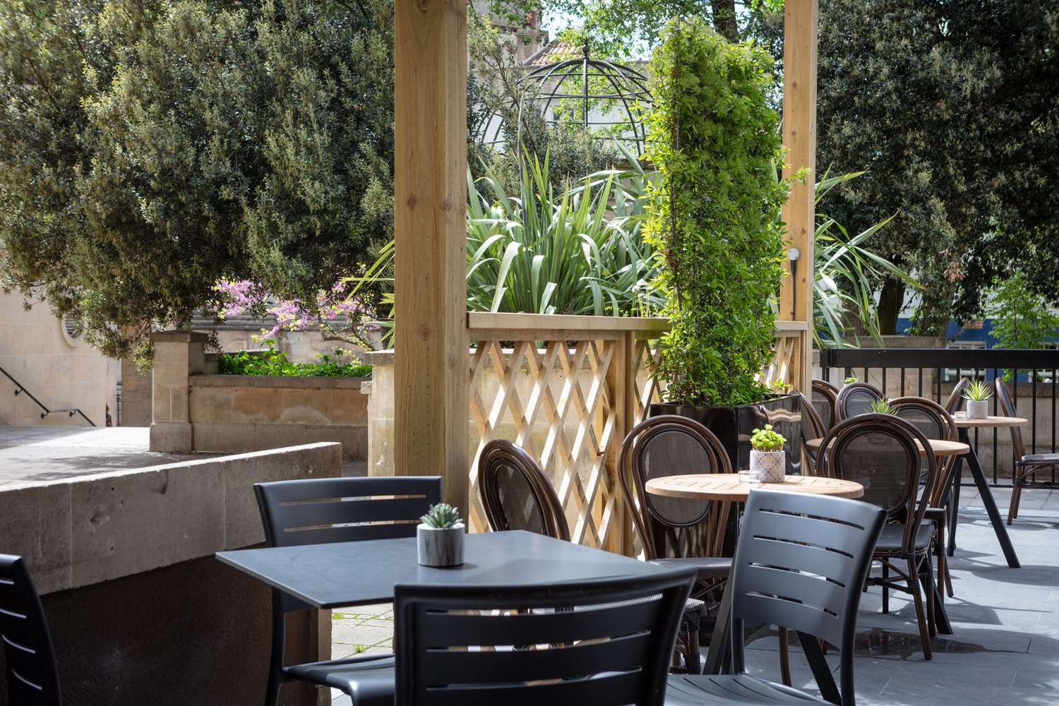 Фото DoubleTree by Hilton Bath