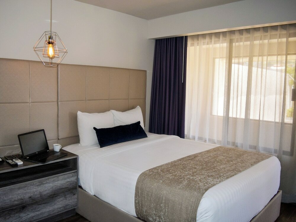 Фото Hotel Fiesta Tijuana