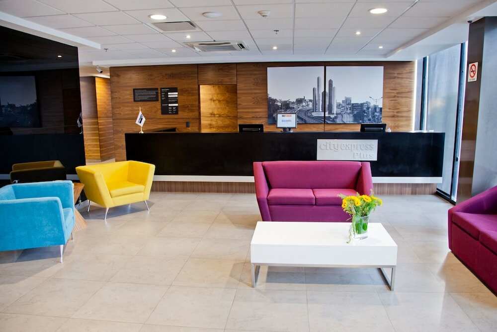 Фото City Express Plus Satelite