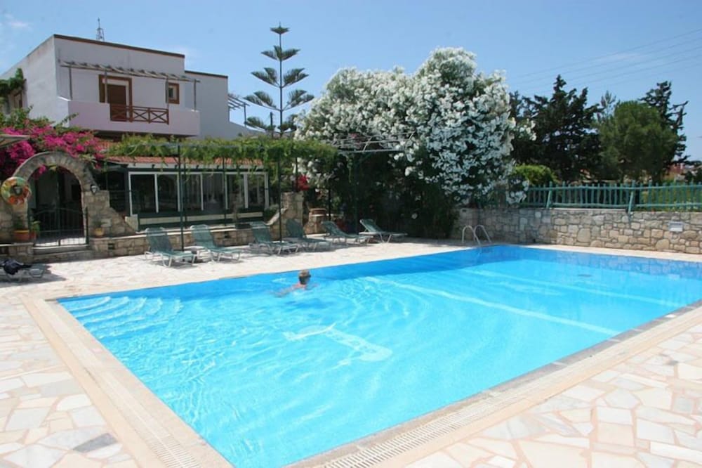 Фото Armonia Hotel