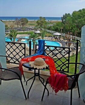 Фото Отель Mediterranean Princess - Adults Only