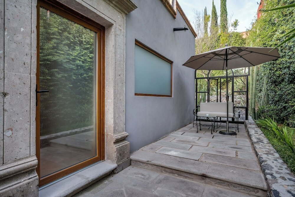 Фото 37870440053