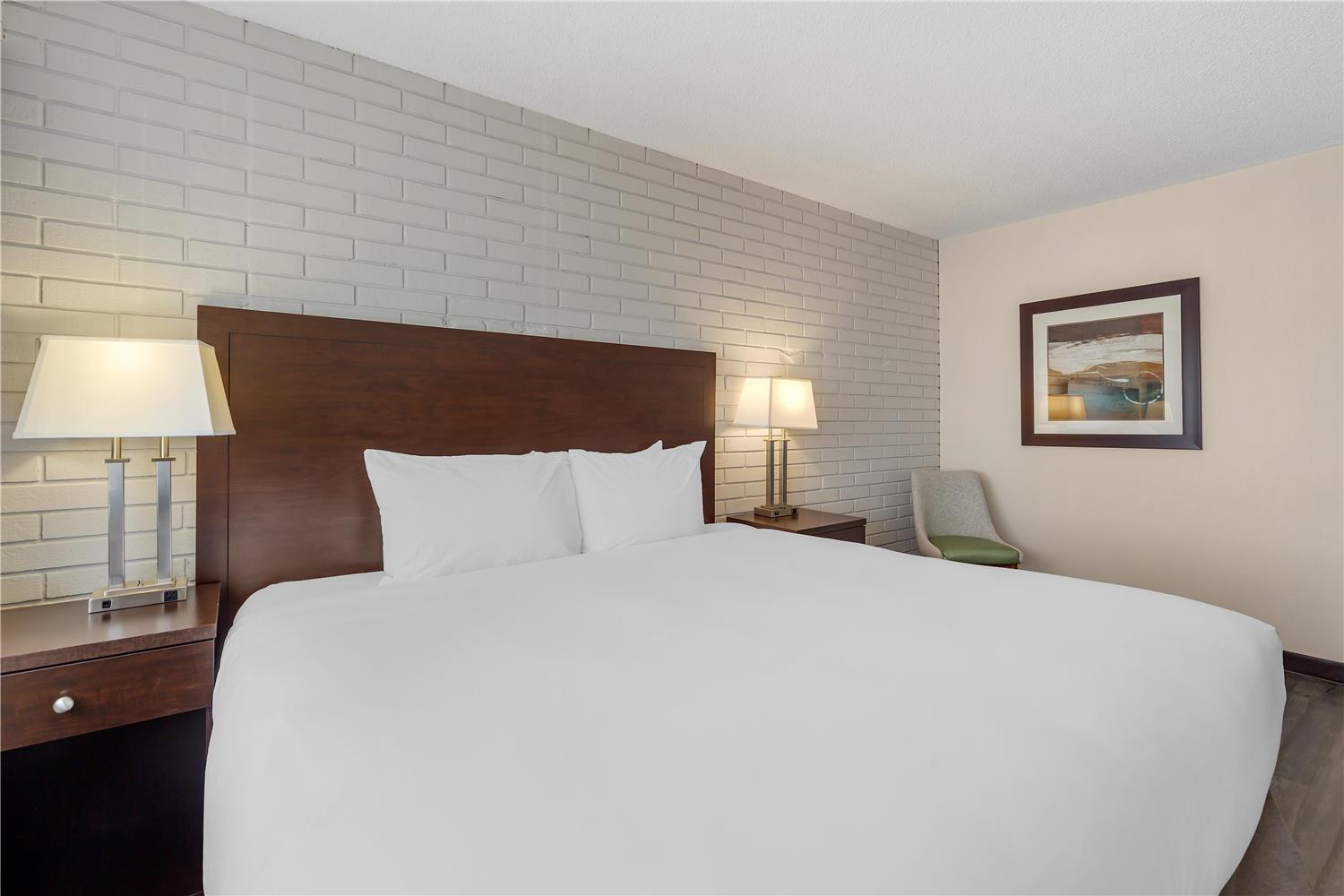 Фото Best Western Cedar Park Inn