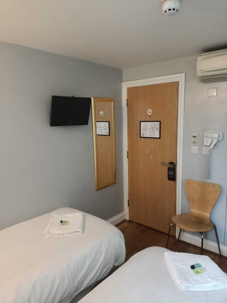 Фото Coronation Hotel