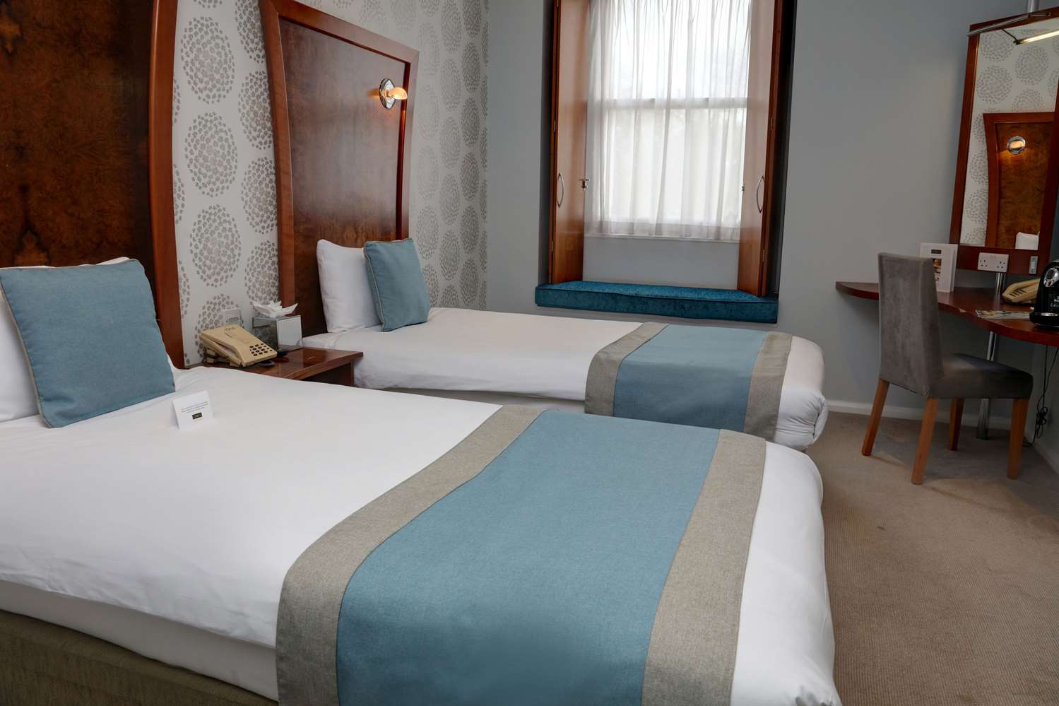 Фото Corus Hyde Park Hotel