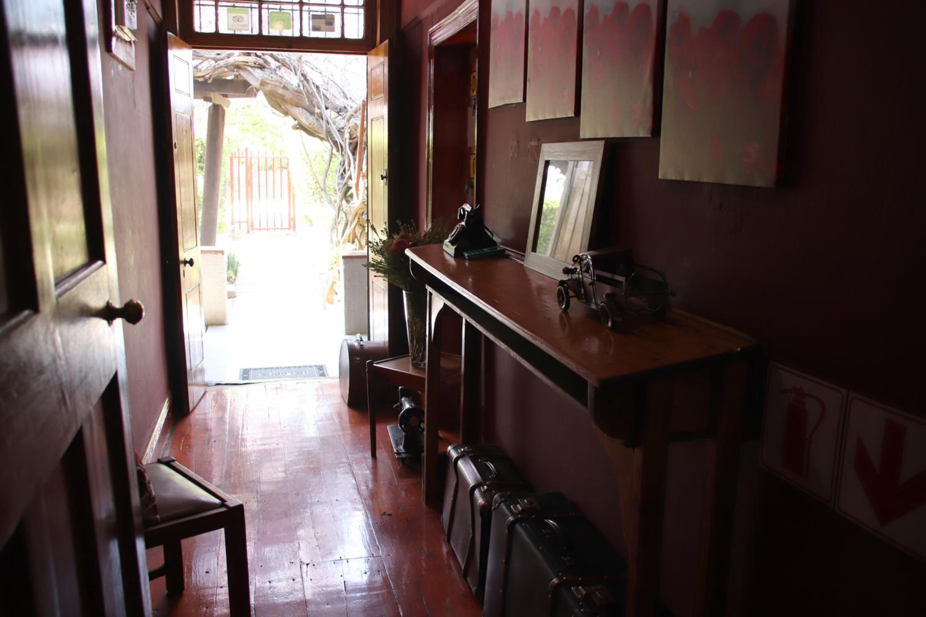 Фото Top House Bed & Breakfast