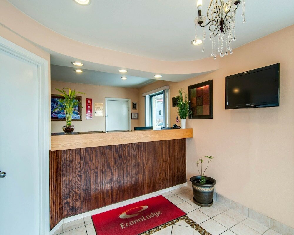 Фото Econo Lodge Civic Center