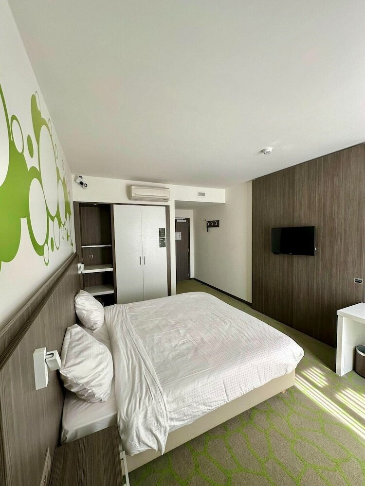 Фото B&b Hotel Mons Centre