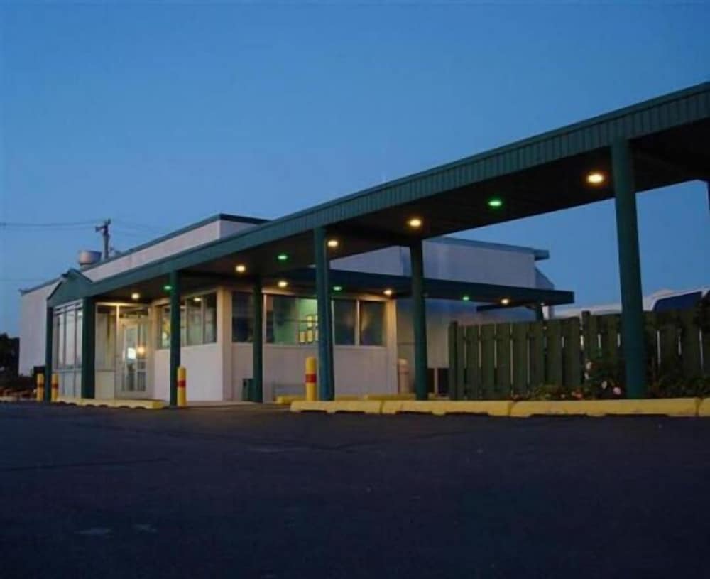 Фото O'Hare Inn & Suites