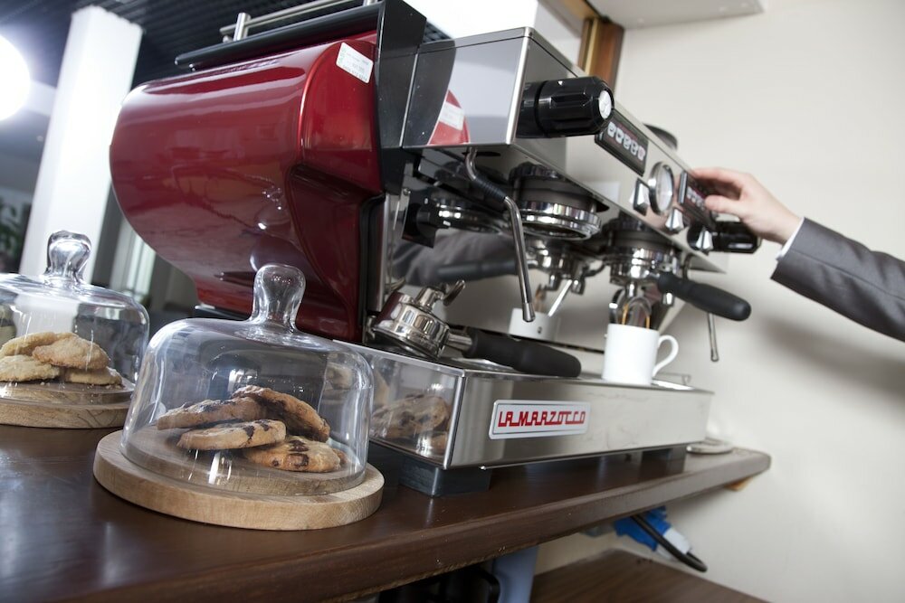 Фото Sudbury House Hotel