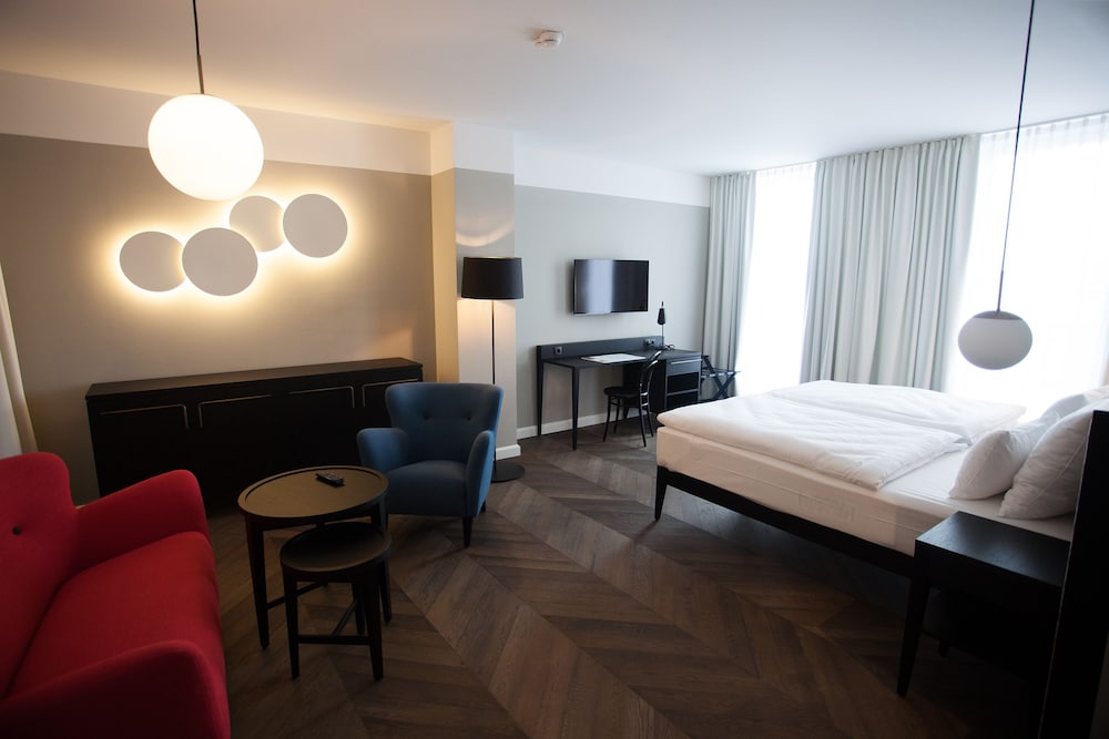 Фото Hotel Caroline