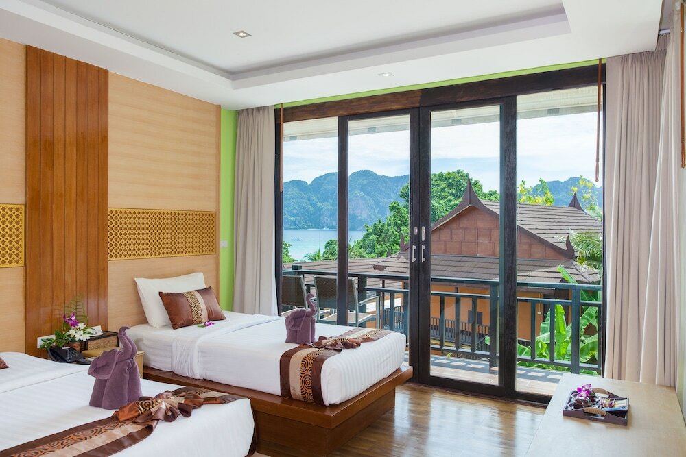 Фото Phi Phi Long Beach Resort & Villa