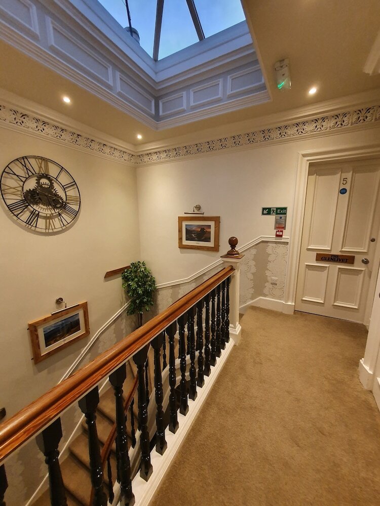 Фото 18 Craigmillar Park Guest House