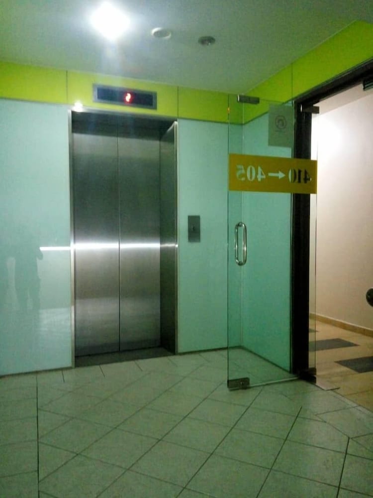 Фото Pudu Inn Hotel