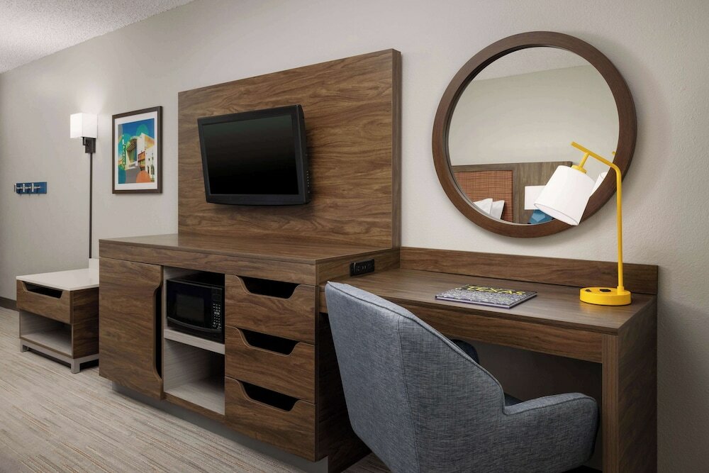 Фото Hampton Inn Laredo