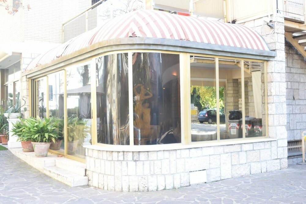 Фото Hotel Ariminum