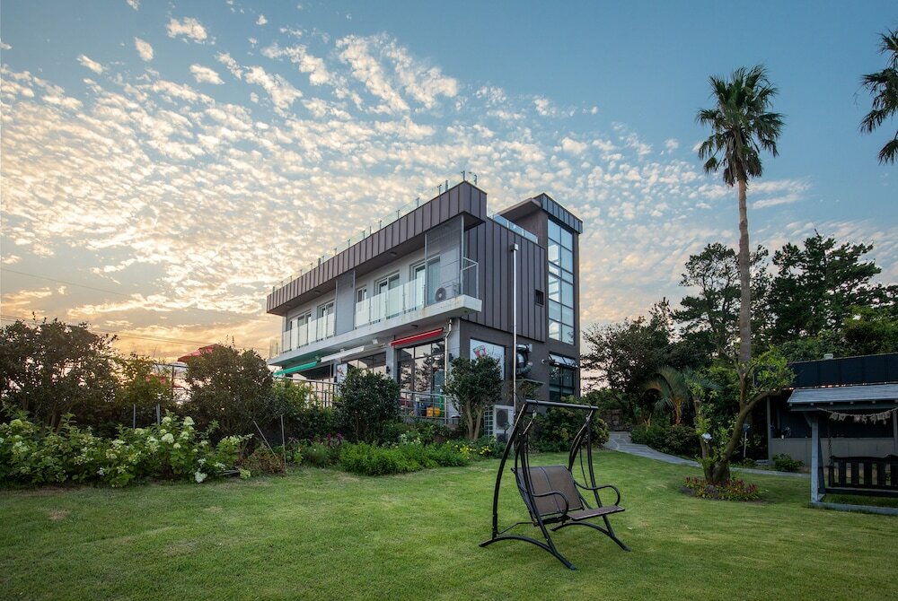 Фото The Bay Jeju Resort