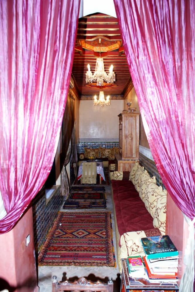 Фото Riad Al kadar