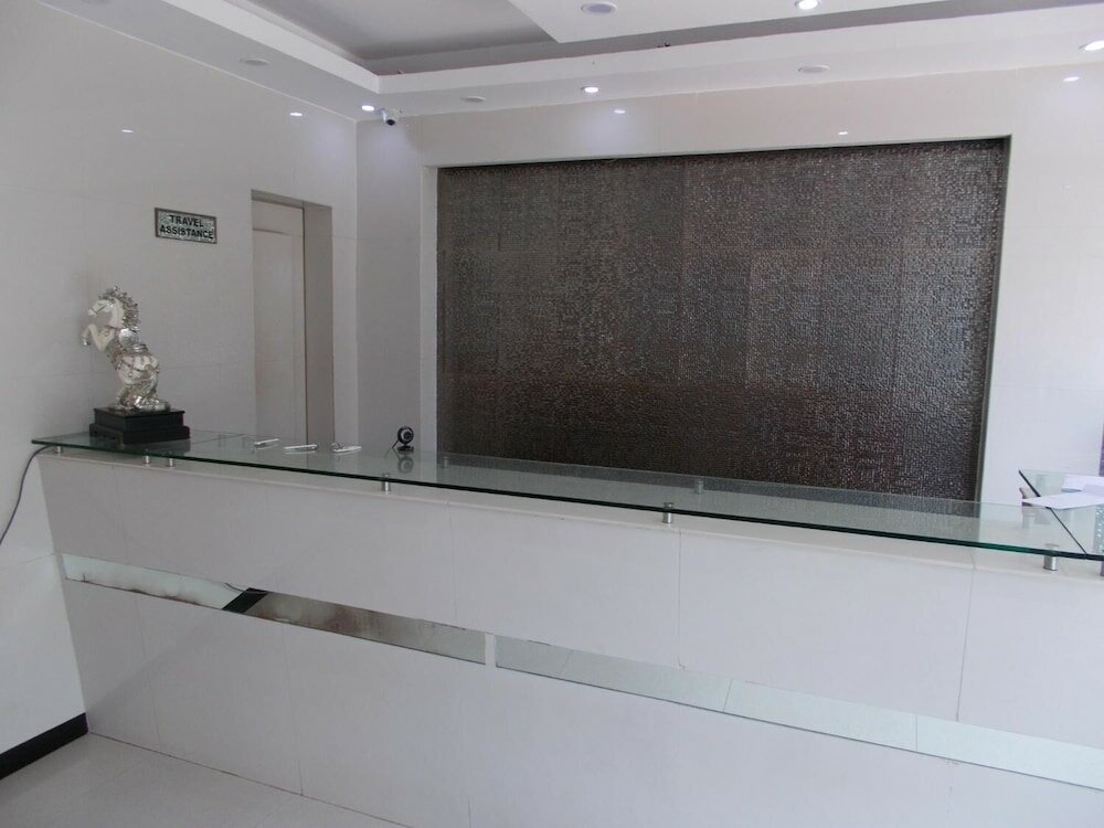 Фото Lotus Bay View Hotel