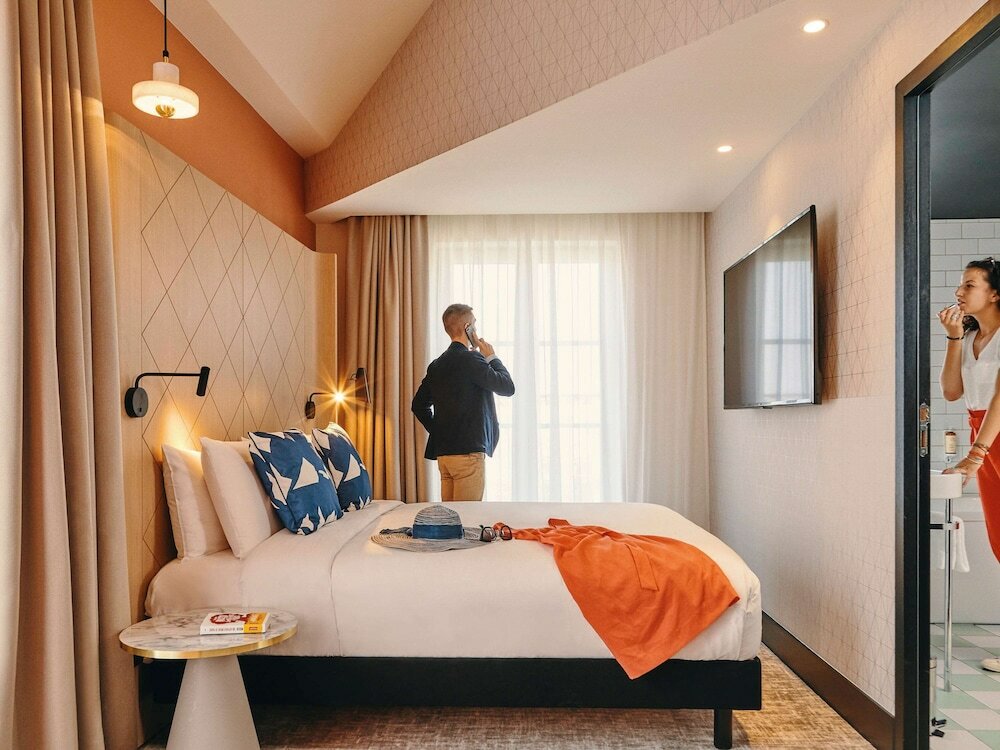 Фото Hôtel Mercure Marseille Canebière Vieux-Port