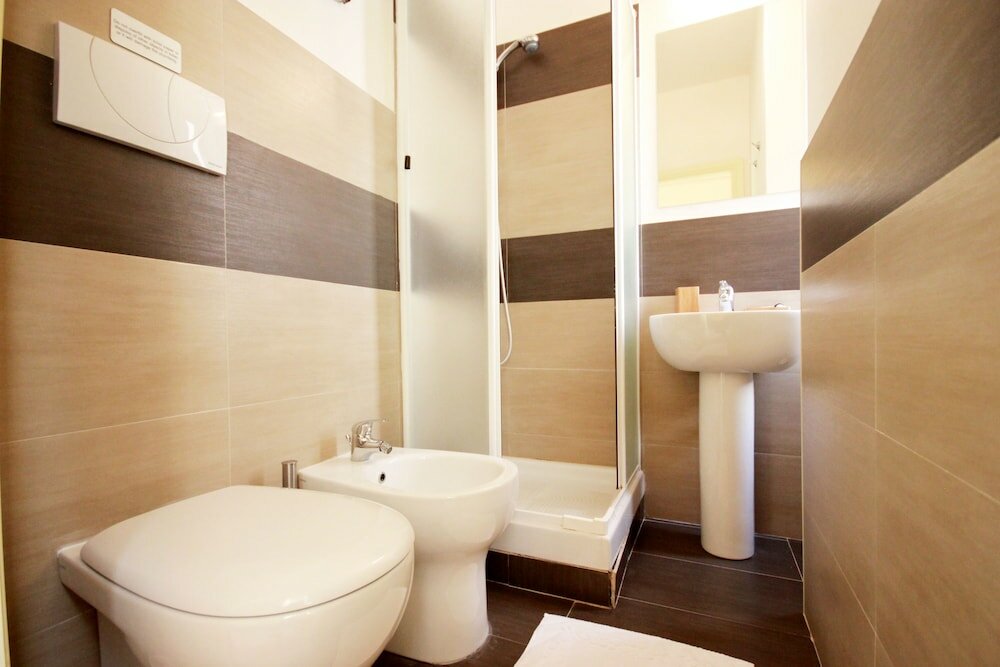 Фото The Beehive