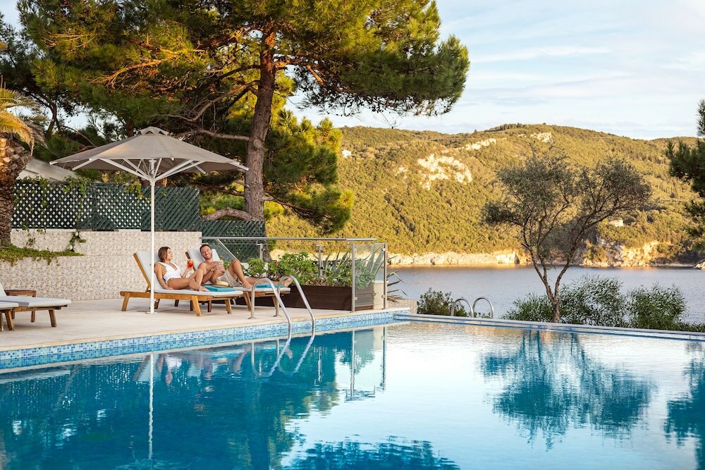 Фото Akrotiri Beach