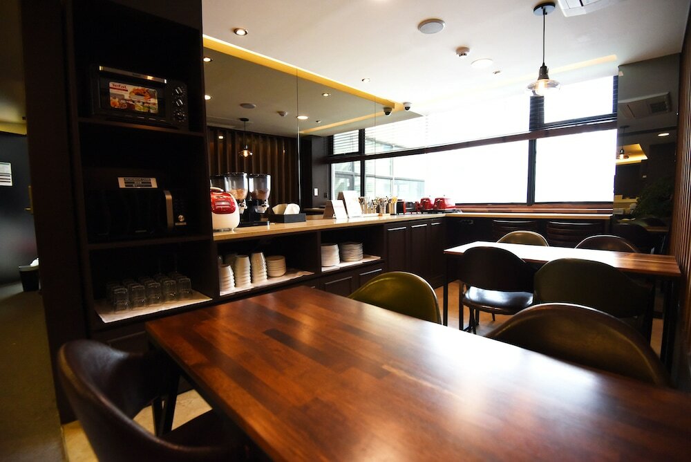 Фото 57 Myeongdong Hostel