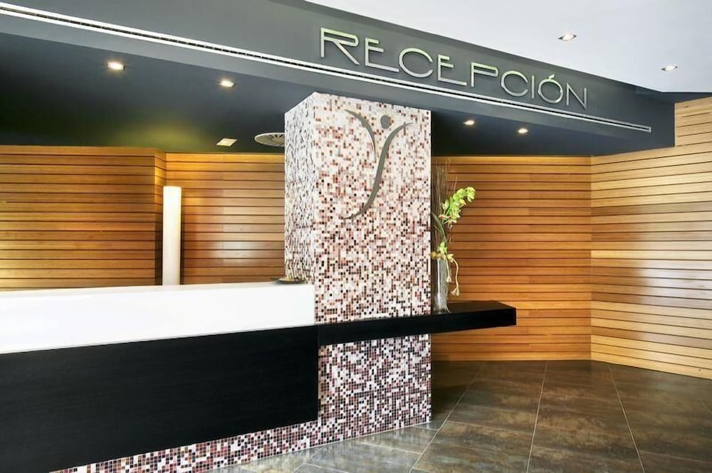 Фото Hotel Silken Gran Teatro Burgos