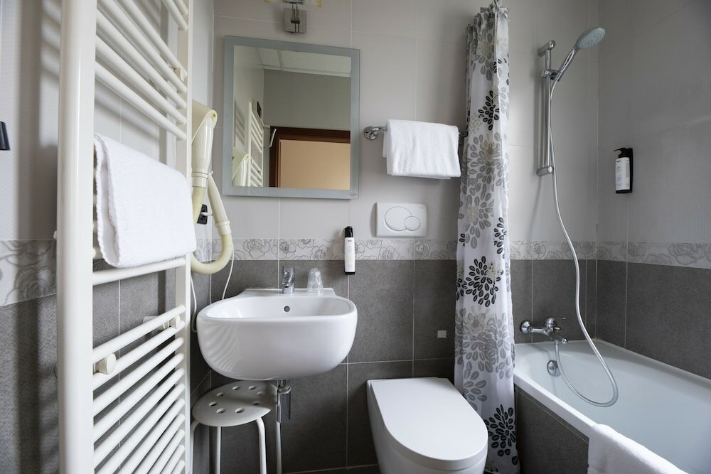 Фото Hotel Vienna