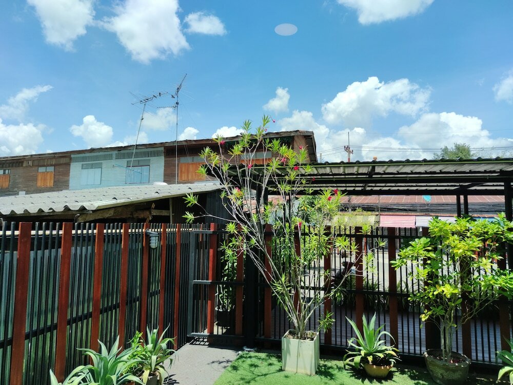 Фото Thyme Xeriscape Hostel