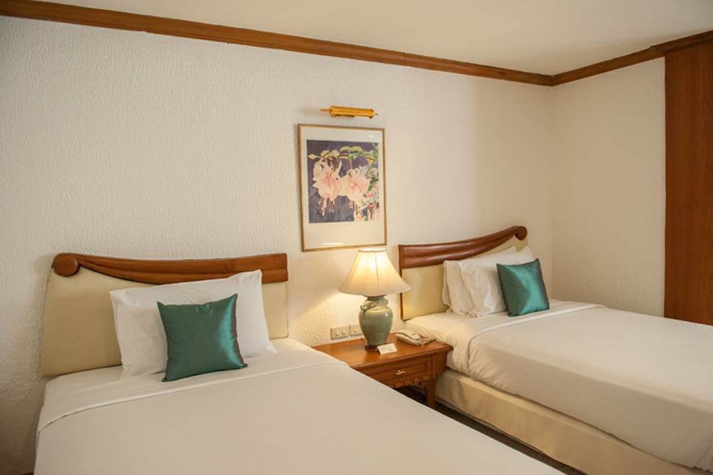 Фото Lido Beach Hotel Pattaya