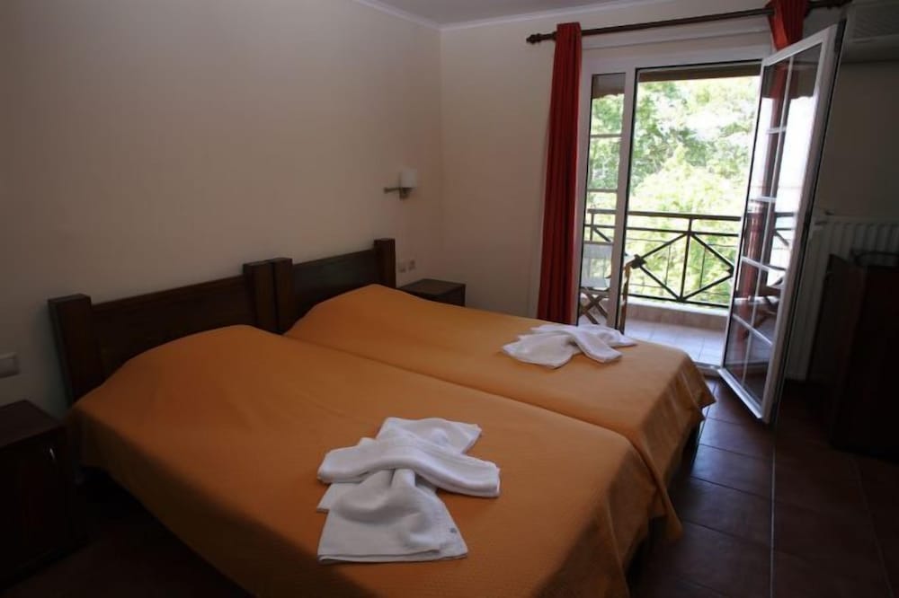 Фото Hotel Morfeas