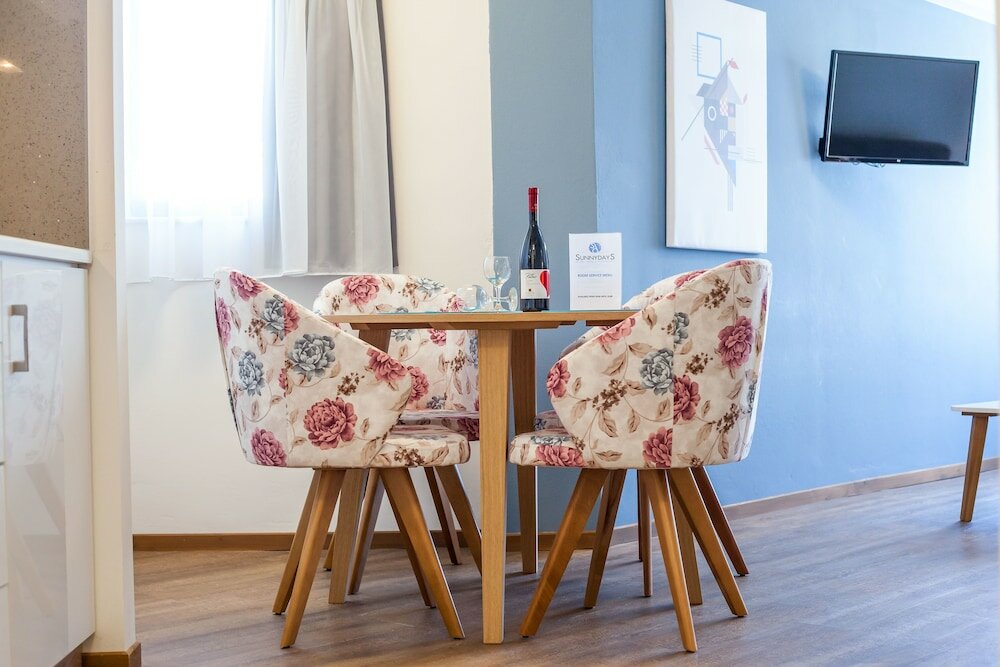 Фото Sunny Days Hotel