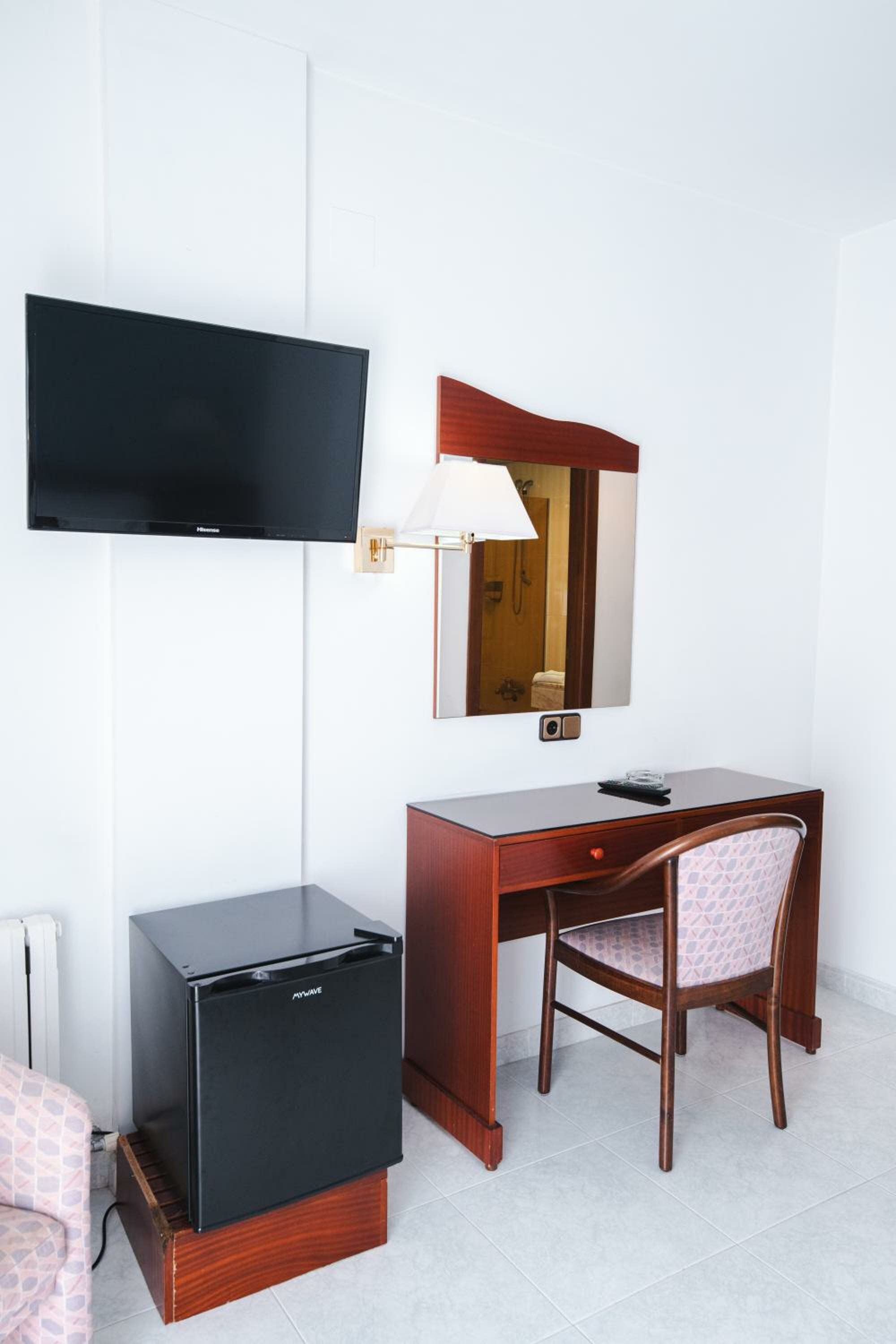 Фото Hotel Placa