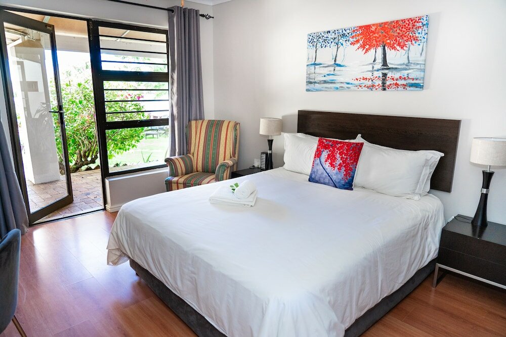 Фото Woodbridge Lodge