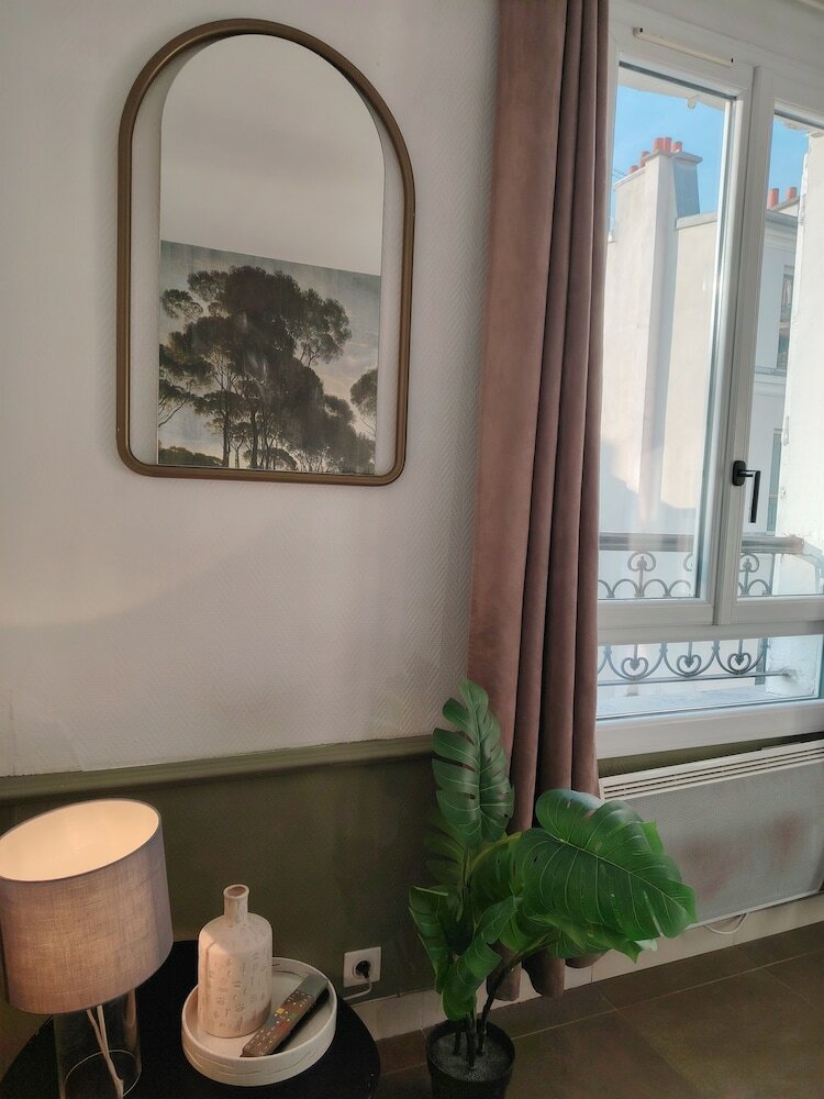 Фото Le Village Montmartre