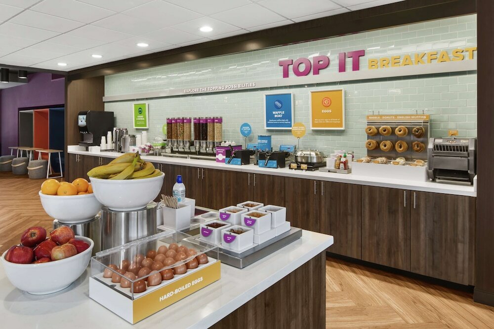 Фото Tru by Hilton Savannah Midtown, Ga