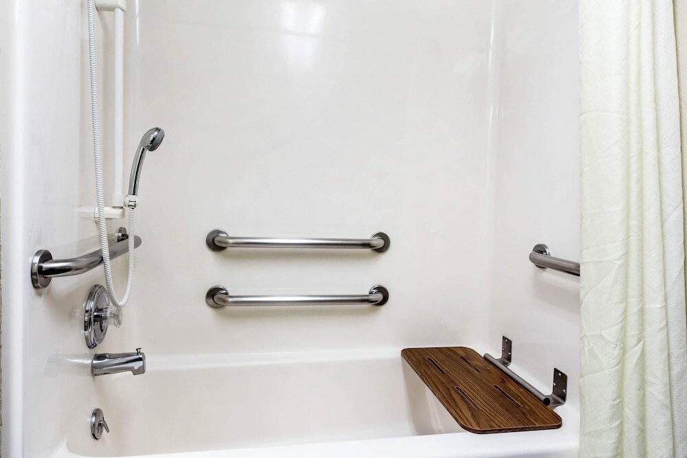 Фото Quality Inn Downtown