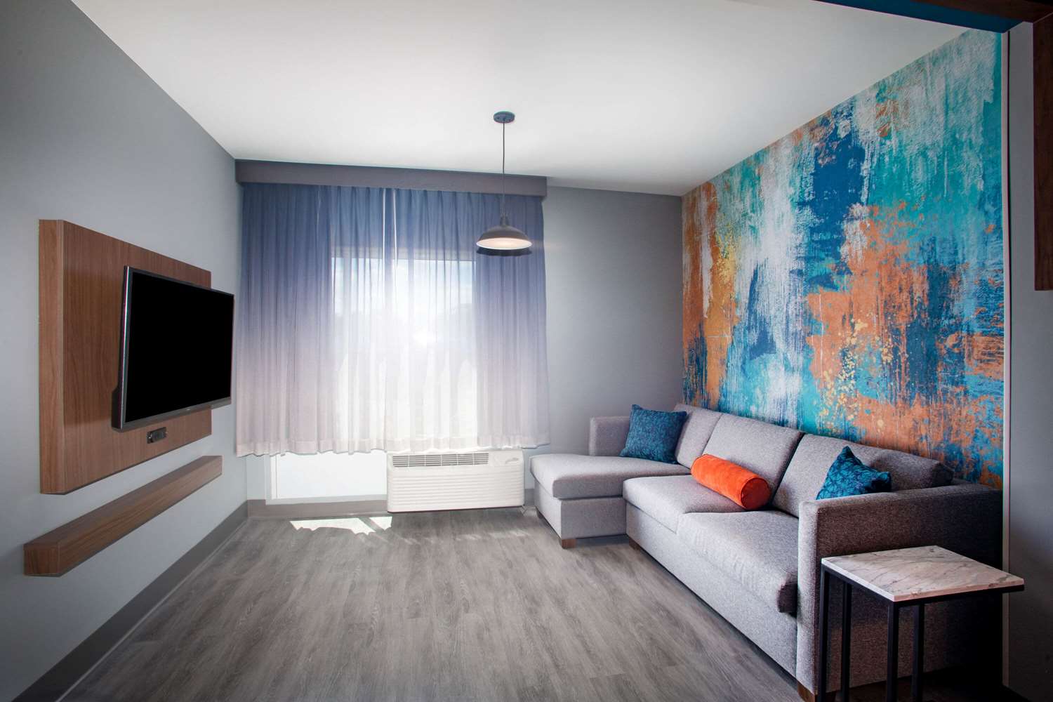 Фото La Quinta Inn & Suites by Wyndham Oxford