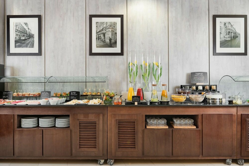 Фото Nh Lisboa Campo Grande