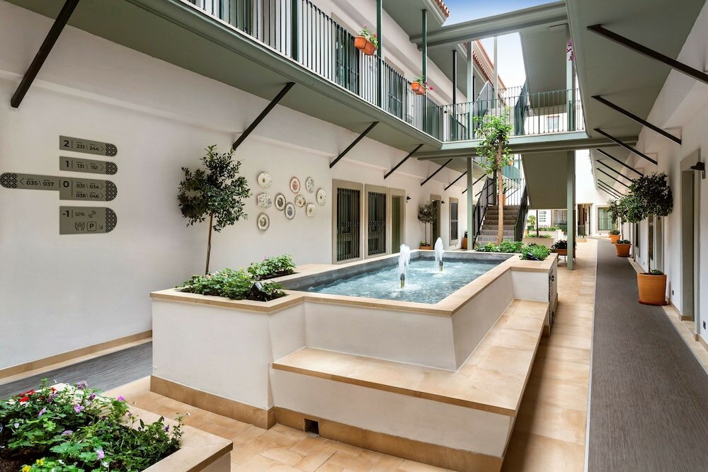 Фото Catalonia Santa Justa