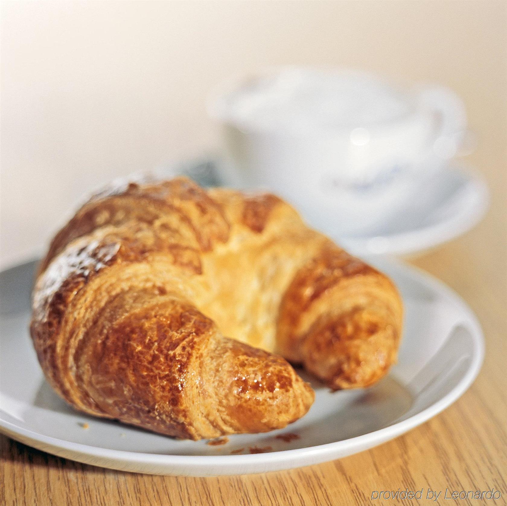 Фото Motel One München - Sendlinger Tor