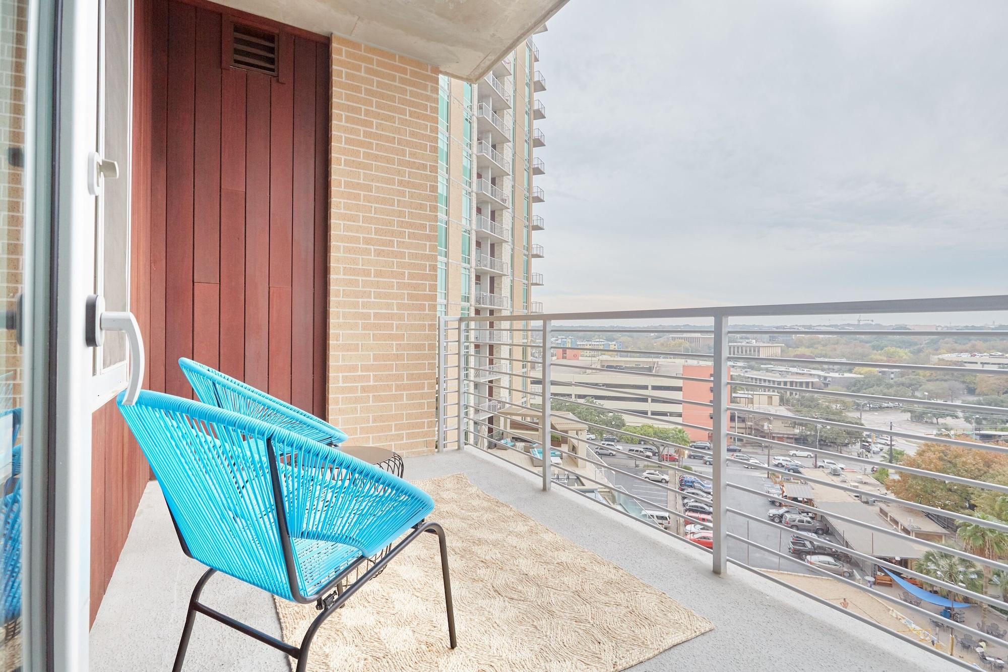 Фото Sonder at The Catherine