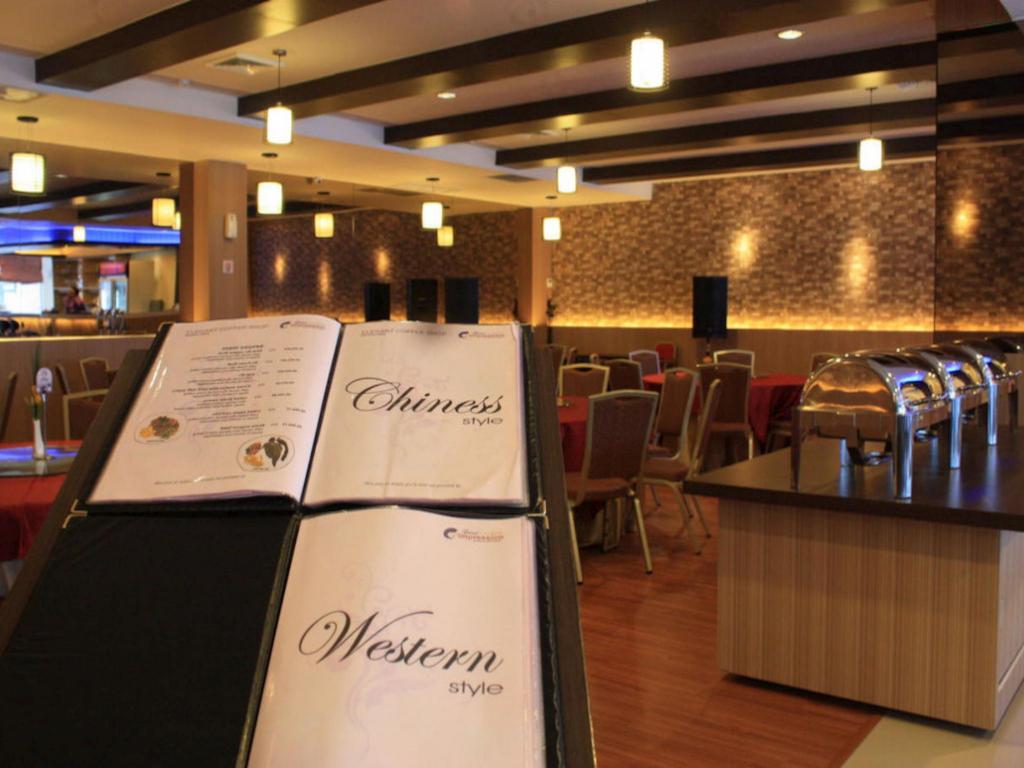 Фото Grand Impression Hotel Medan