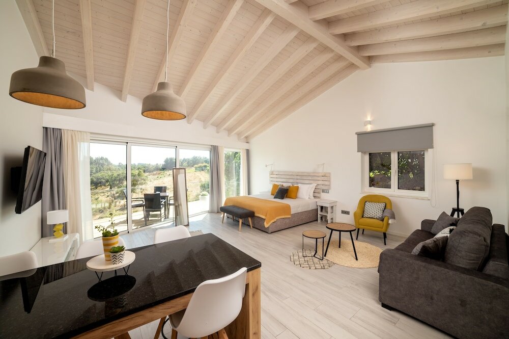 Фото Monte das Alpenduradas