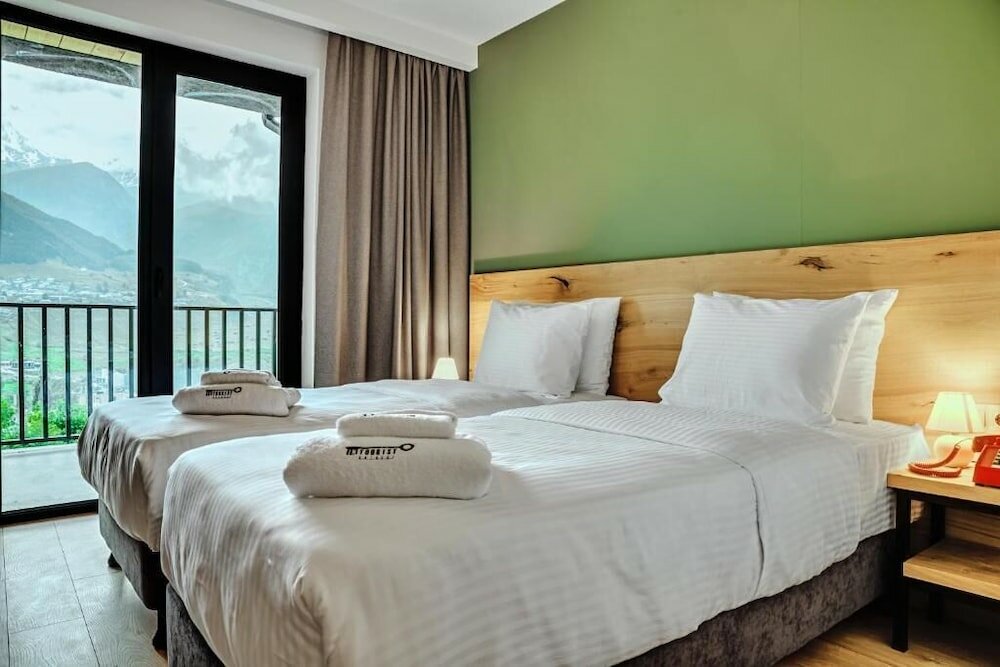 Фото Intourist Kazbegi