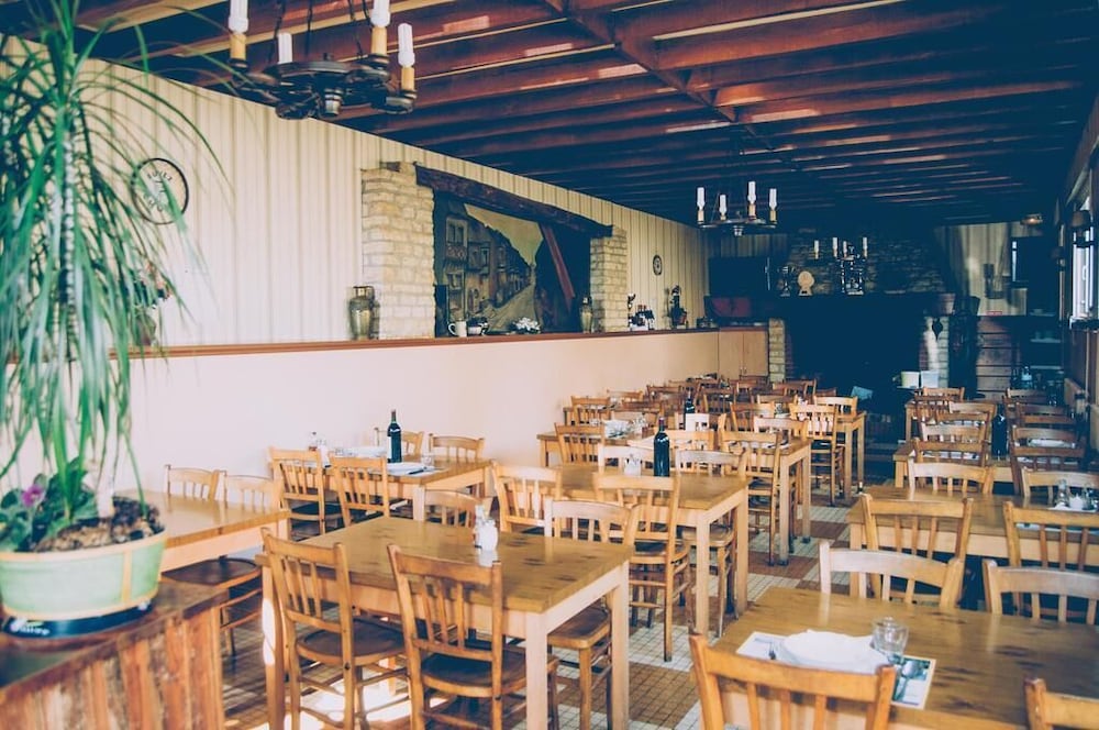 Фото Hotel Restaurant Chez Maurices