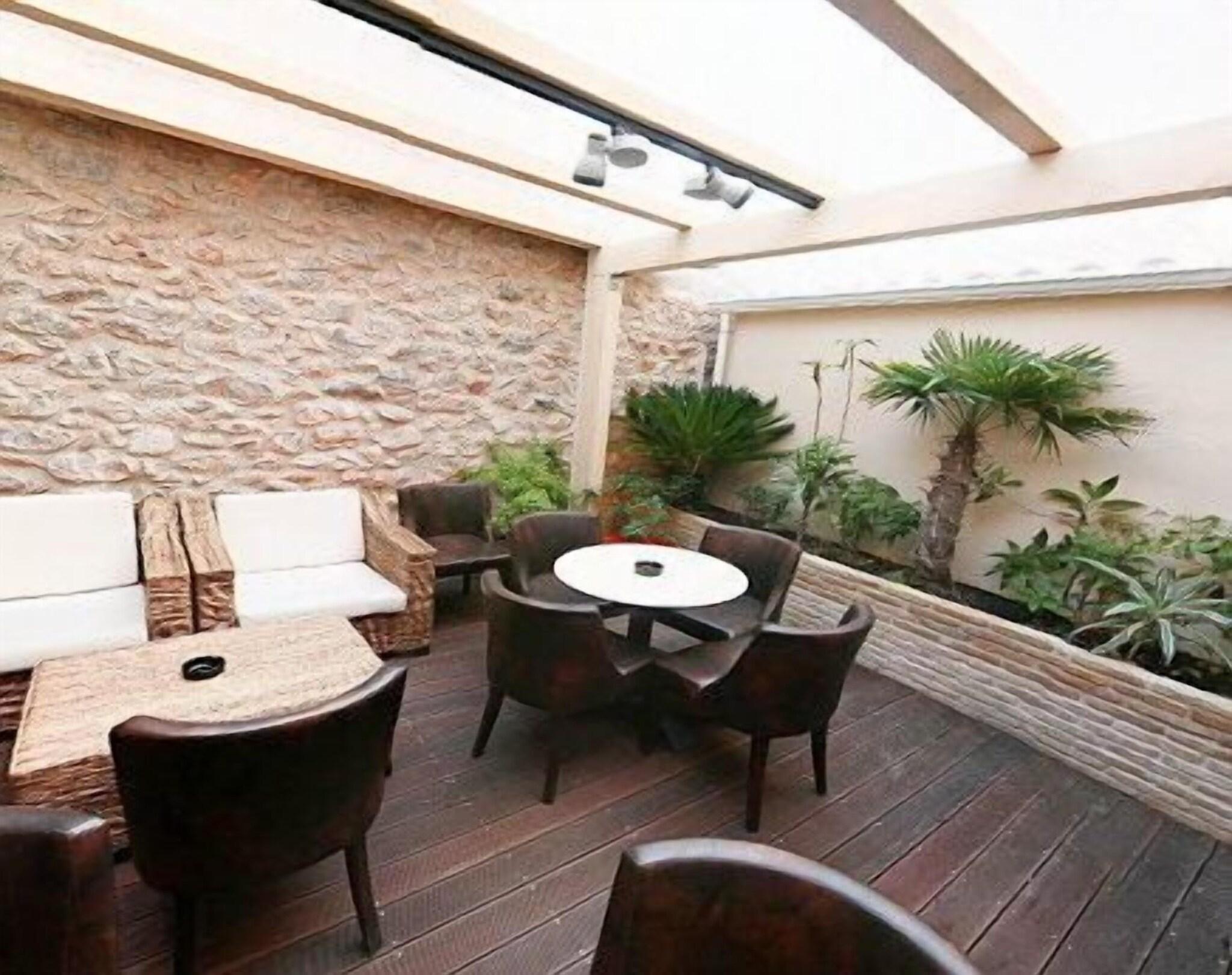 Фото Aktaion Hotel